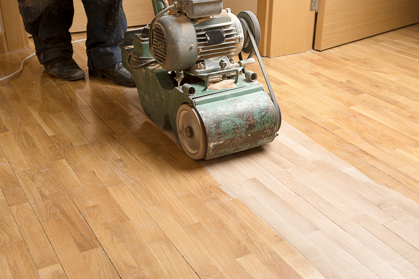 Hire a Skilled Floor Polishing Services to Bring a New Look to Your Shabby Flooring