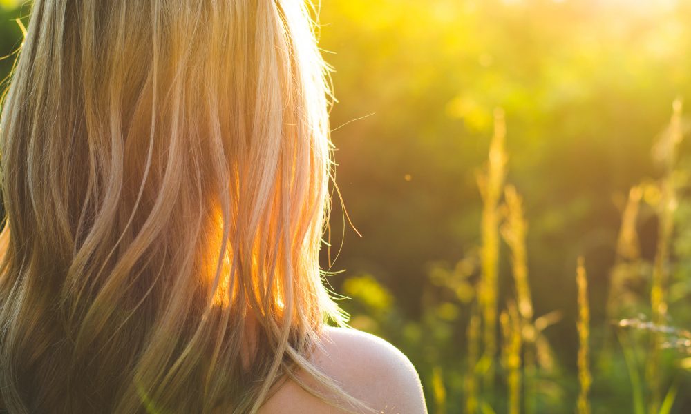 How Your Hair Does Get Affected By Sunlight?