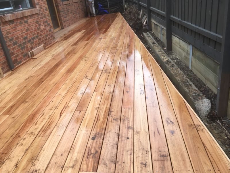 Decking Lilydale