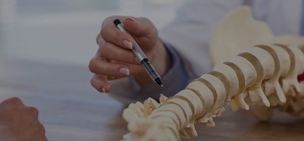 A Smart Trick to Hire the Best Spine Surgeon in Ahmedabad for Treatment