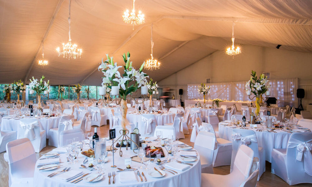 The Ultimate Wedding Reception Venue Checklist: What To Consider