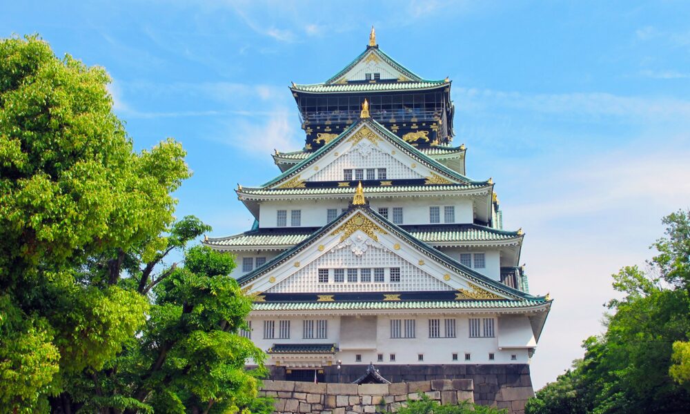 Discover the Wonders of Japan: A Guided Group Tour